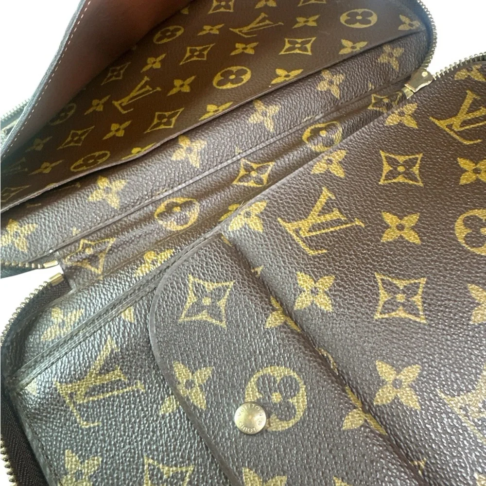 Louis Vuitton Travel Organizer wallet - Picture 8 of 10